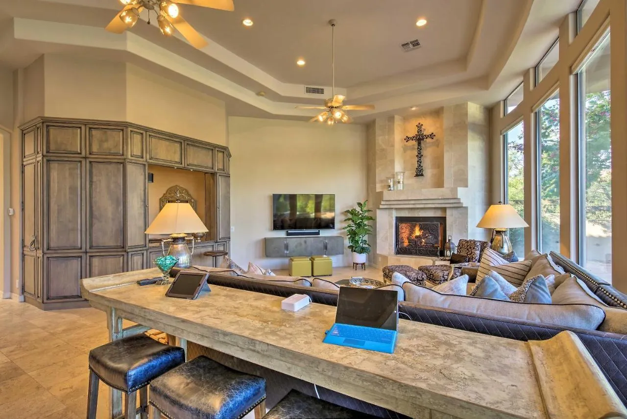 סקוטסדייל Lavish Paradise Valley Home With Sports Court And Pool 0*,  ארצות הברית