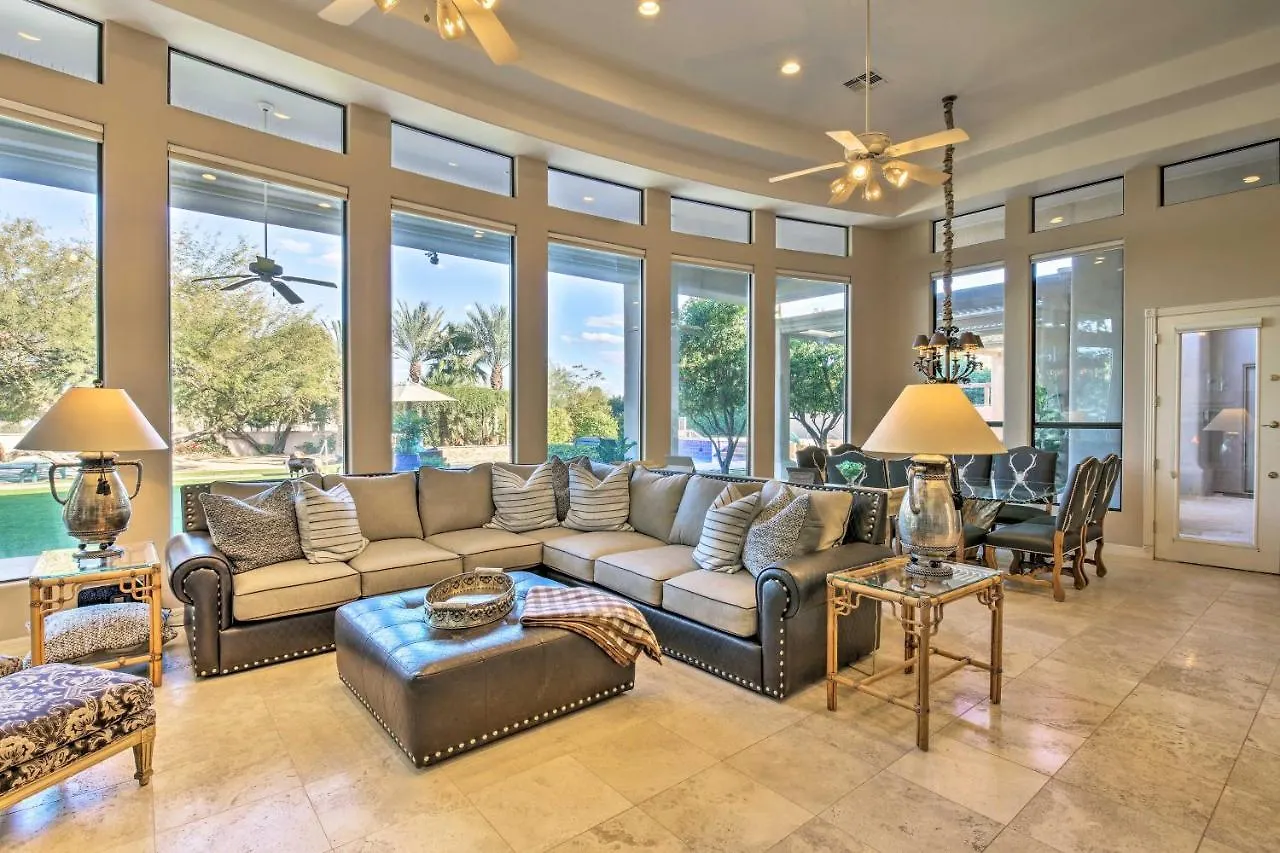 בית נופש סקוטסדייל Lavish Paradise Valley Home With Sports Court And Pool ארצות הברית