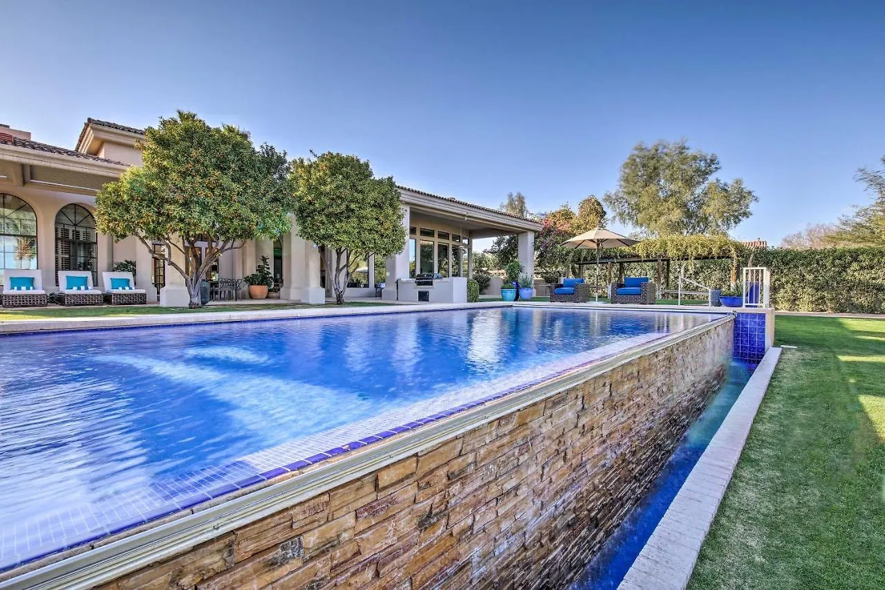סקוטסדייל Lavish Paradise Valley Home With Sports Court And Pool בית נופש